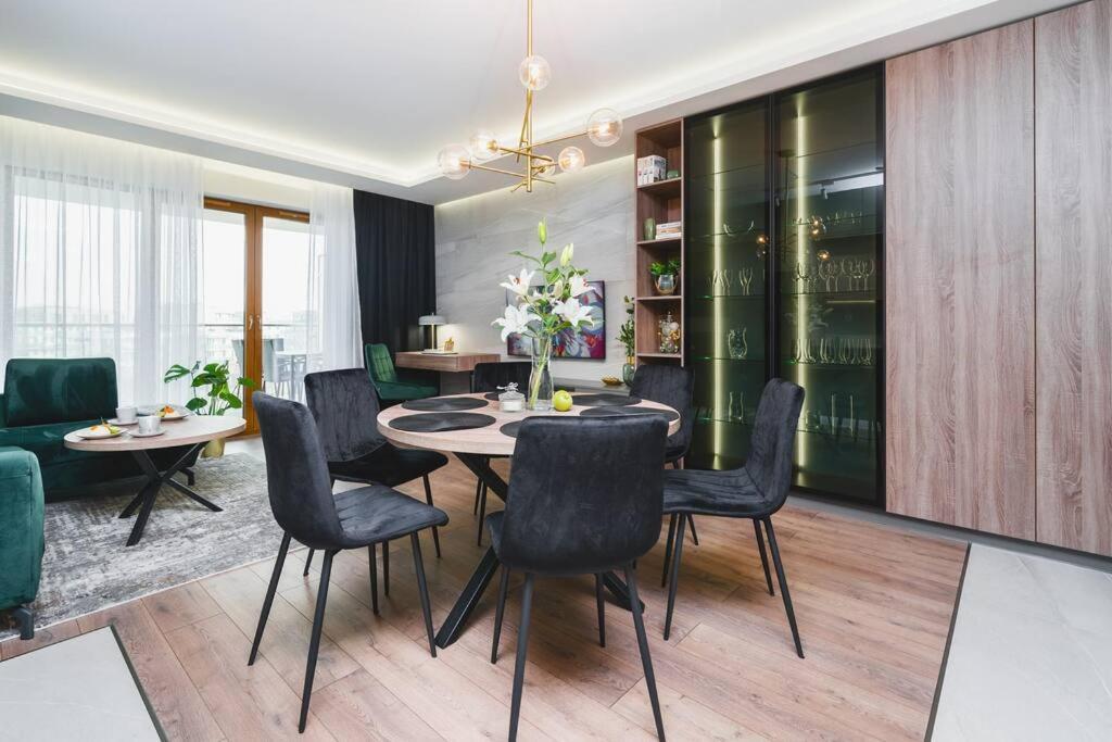 Elegant Business Apartment Krasków Εξωτερικό φωτογραφία