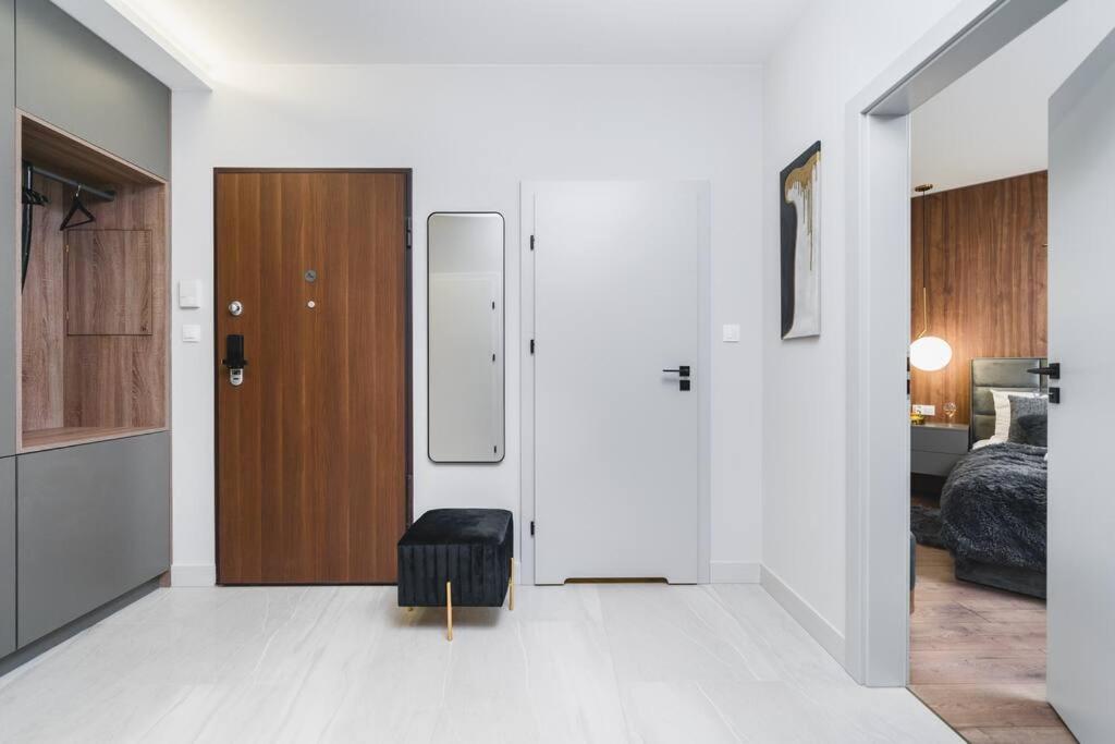 Elegant Business Apartment Krasków Εξωτερικό φωτογραφία